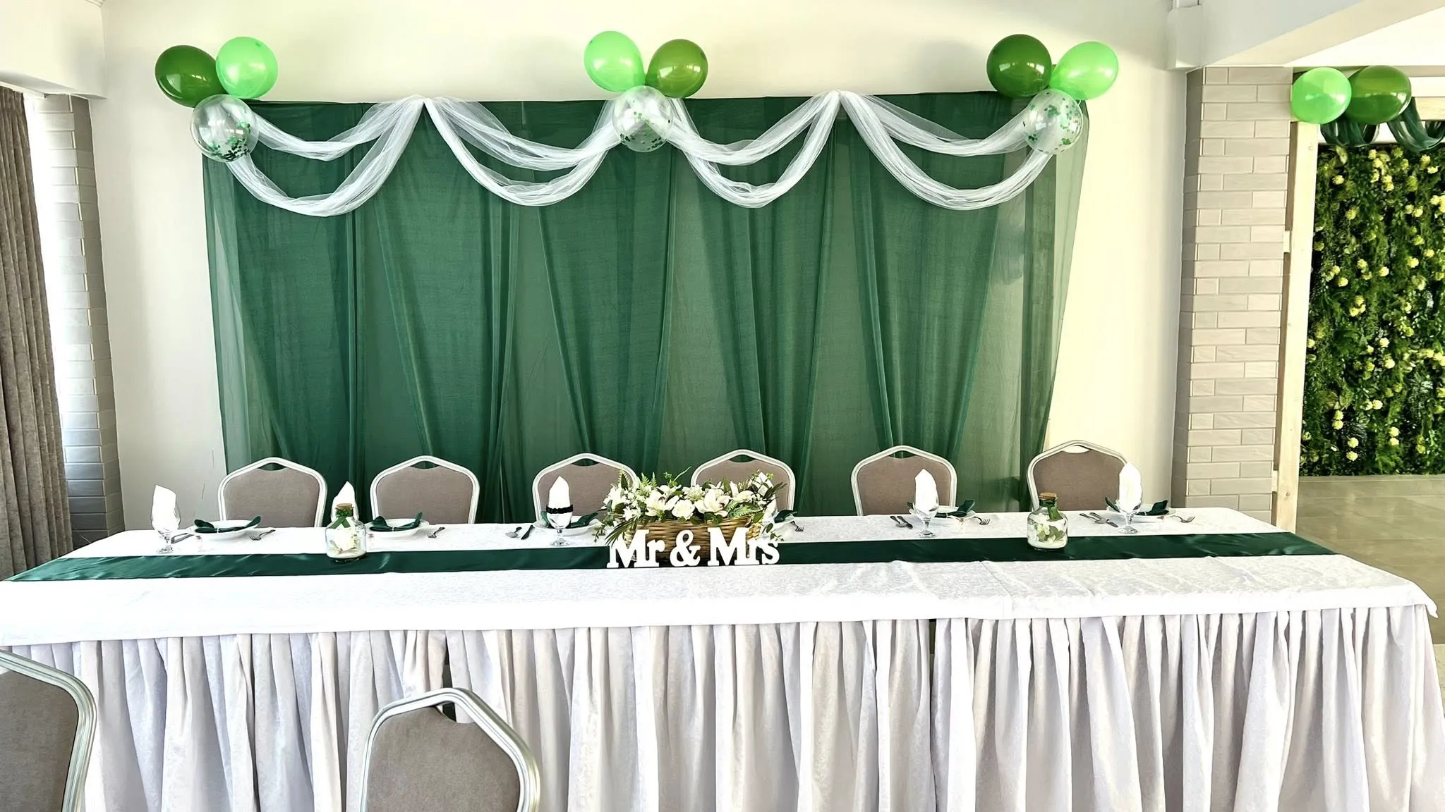 Elegáns terem Vadvirág Cegléd